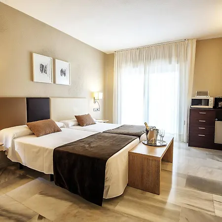 Flatotel International Hotel 3*